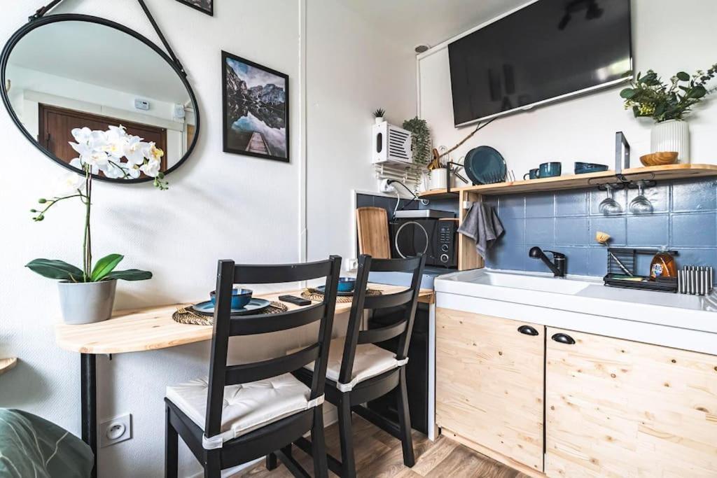 L'Escale Studio Proche De La Gare Remeš Exteriér fotografie